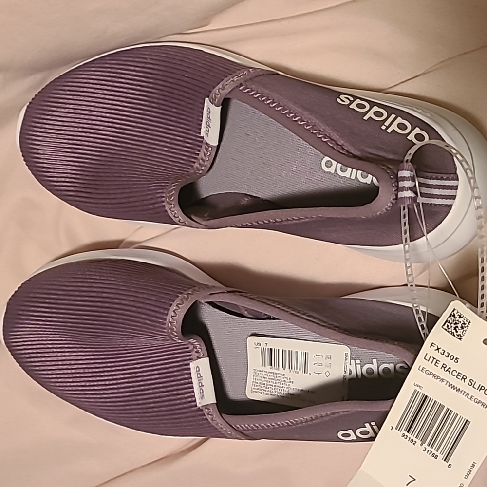 Adidas tennis shoes purple - Picture 2 of 3